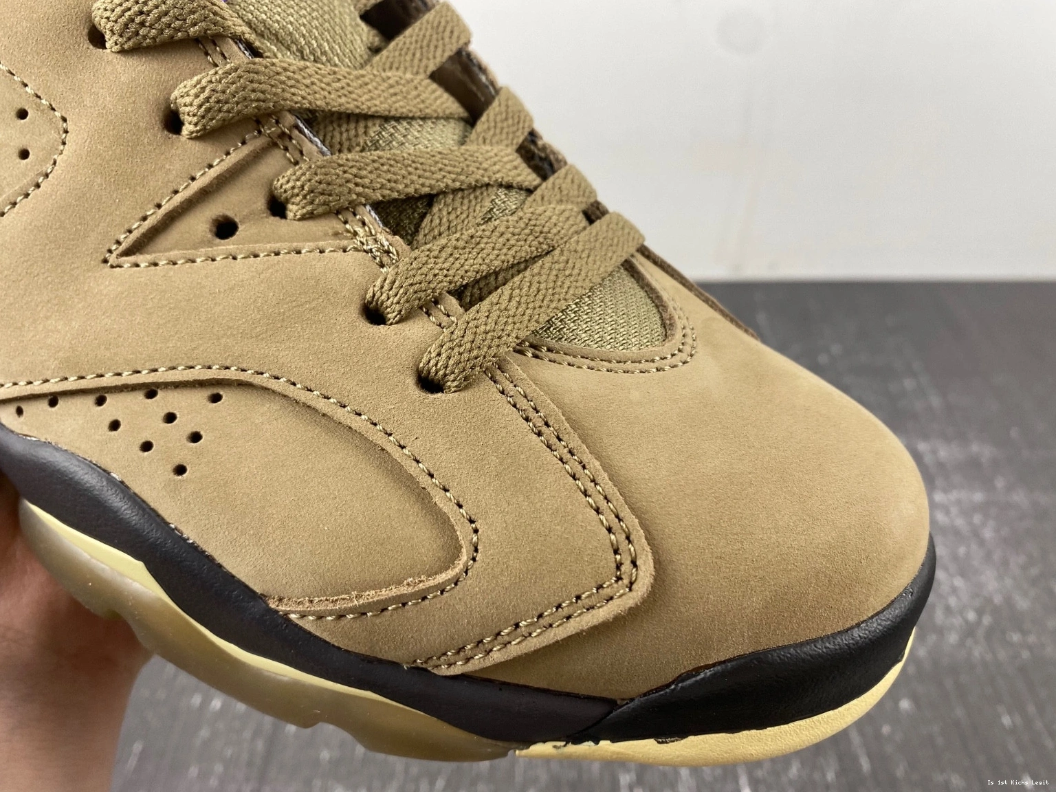 FD1643-300 WMNS Kelp